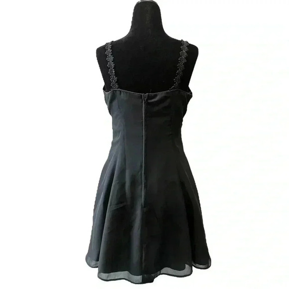 Dramatix Fit & Flare Babydoll Dress A-Line Sweetheart Mini Black Size Medium - Picture 3 of 17